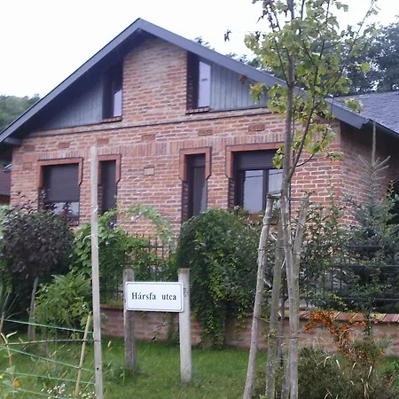 Tulipanhaz Кехидакустани
